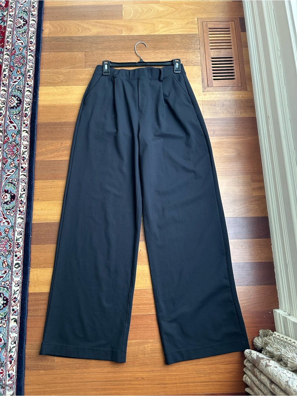 Knit pleated wide leg pant